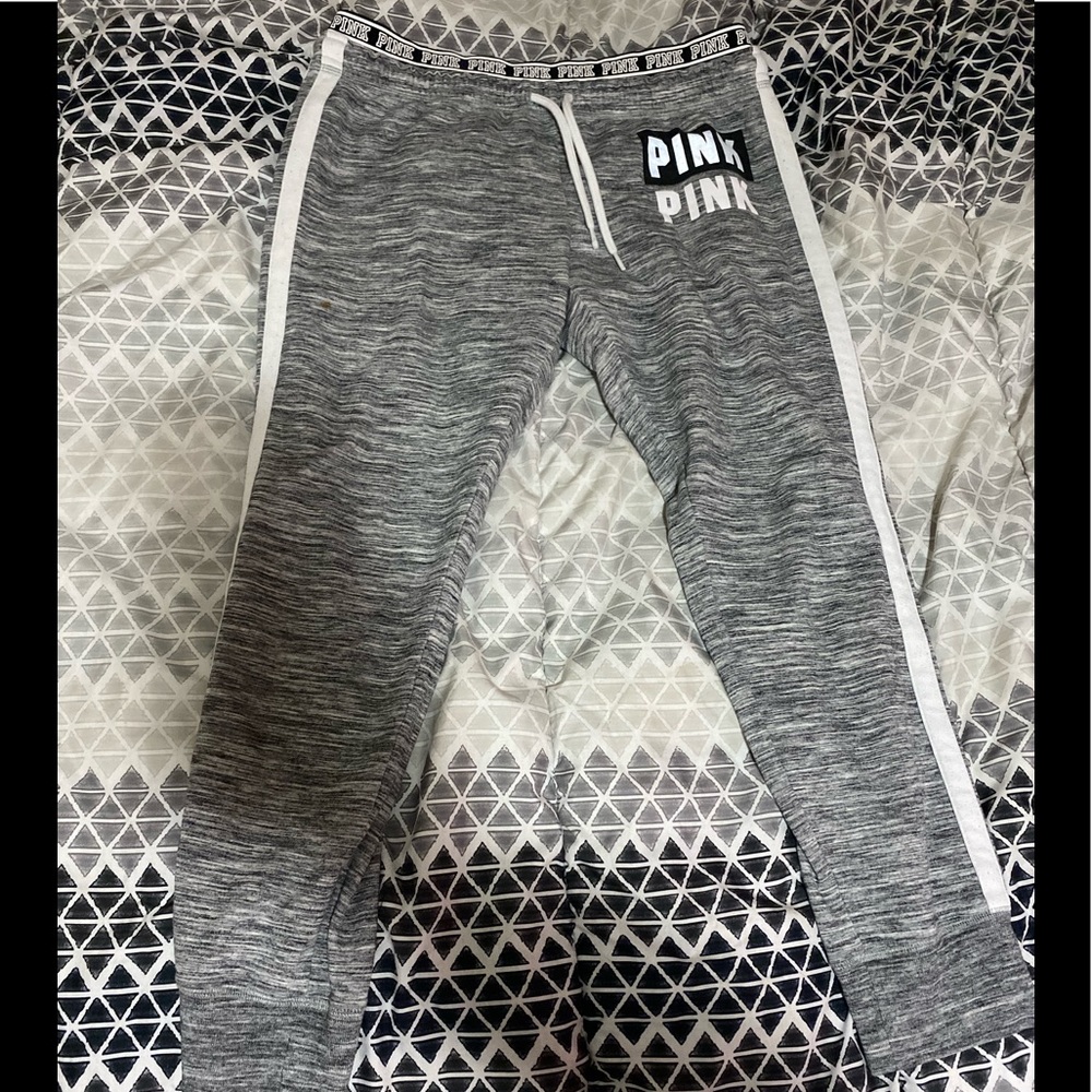 Victoria’s Secret/pink sweatpants
